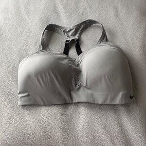 Nike Sports Bra Womens Medium Alpha Sport Wireless Support Racer Back Dri Fit